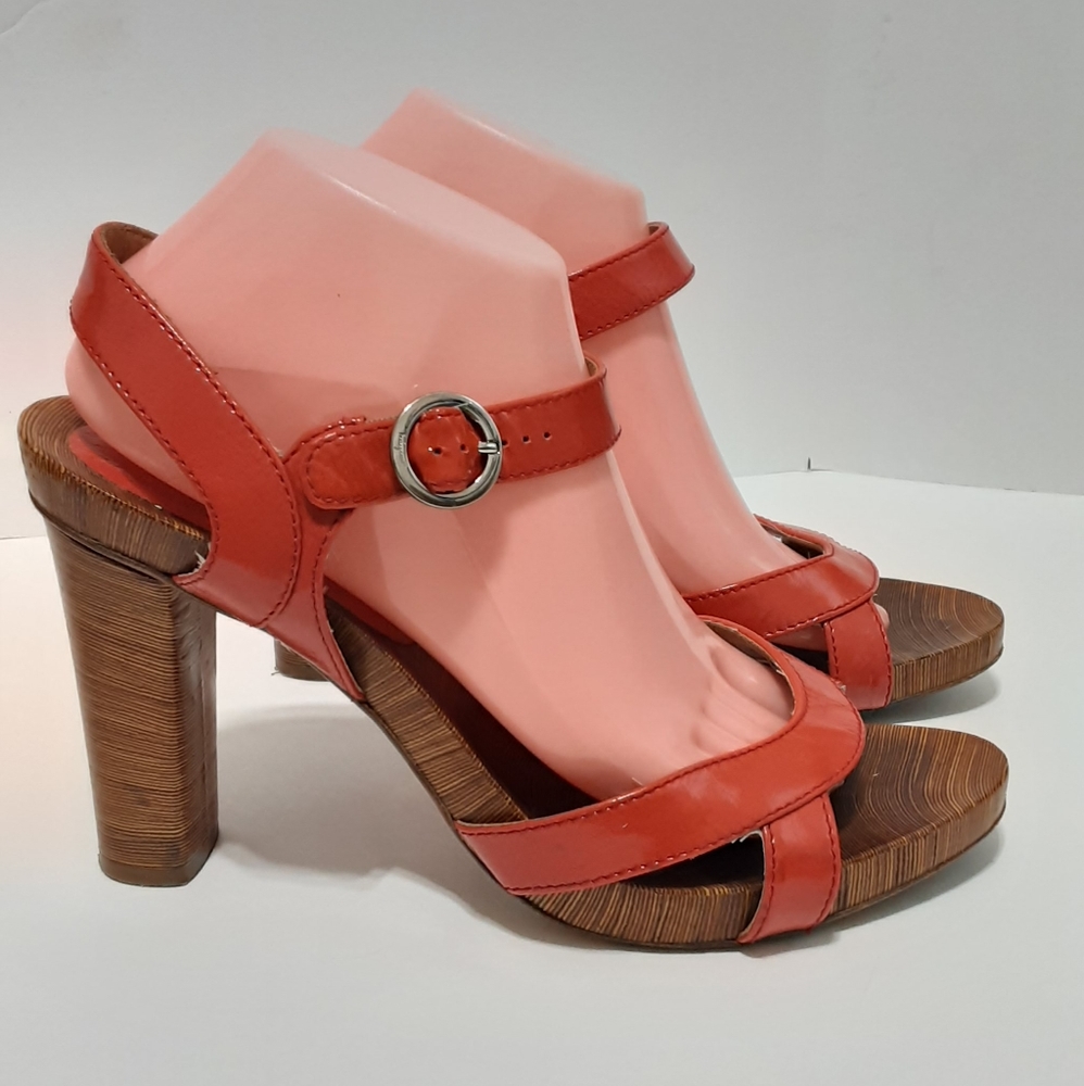 Salvatore Ferragamo patent leather heel.